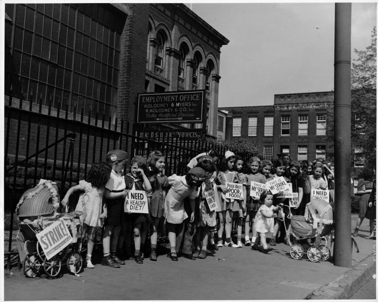 Hartford History Center — Hartford