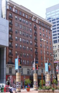 21c Museum Hotel Cincinnati — Cincinnati