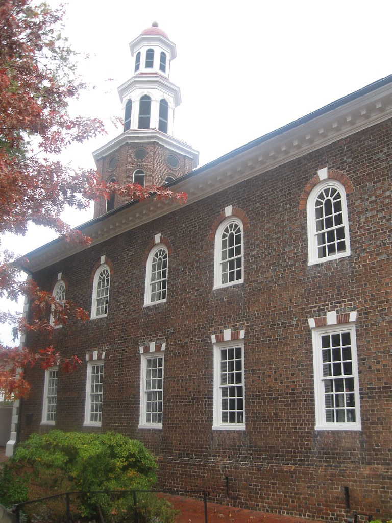 George Washington's Bible Returns to Alexandria's Christ Church for a Rare Holiday Display