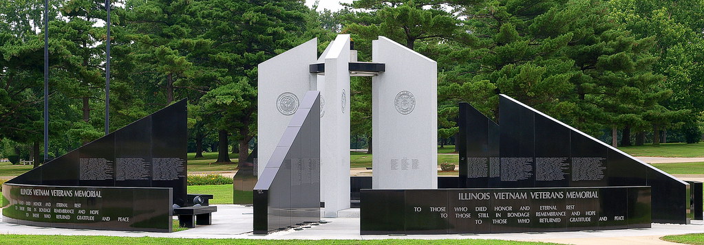 Illinois Vietnam Veterans Memorial — Springfield