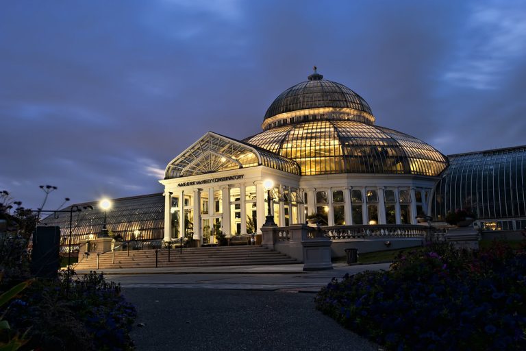 Marjorie McNeely Conservatory at Como Park — Minneapolis