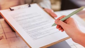 7 Red Flags To Watch For When Hiring A Contractor