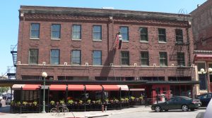 Lazlo's Brewery & Grill — Lincoln