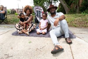 African Americans Fight For Hair Freedom