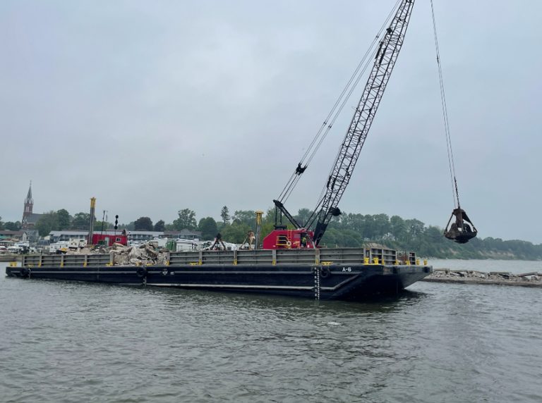 Algoma Harbor Break Wall Removal