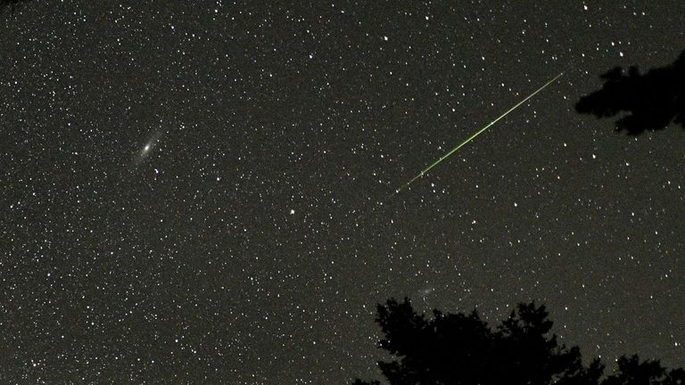 Alpha Capricornids Meteor Shower