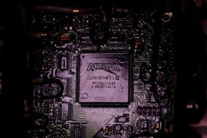 Altera Sees 20 Growth