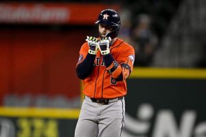 Astros Pena Walker Exit With Injuries