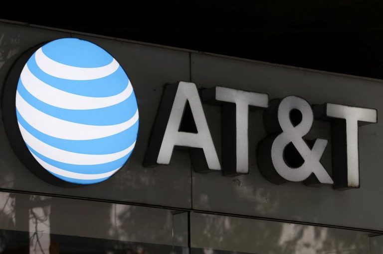 At T Settles Pension Dispute For 184 1 Million