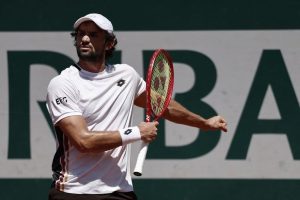 Atp Roundup Top Seeds Fall In Gstaad
