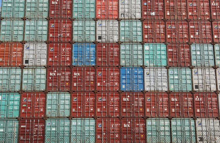 Australia Trade Deficit