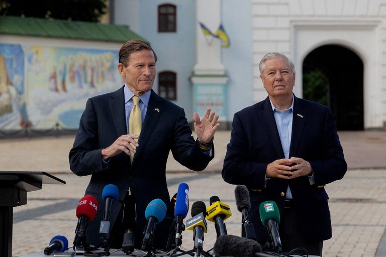 Bipartisan Senators Agree On Russia Sanctions