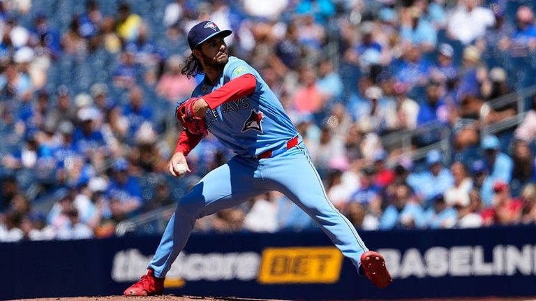 Blue Jays Face Mariners