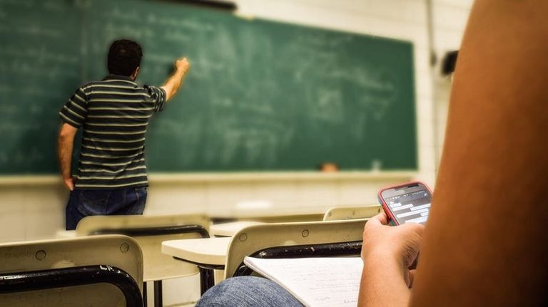 Brown University Professor Exposes Ai Cheating Scandal