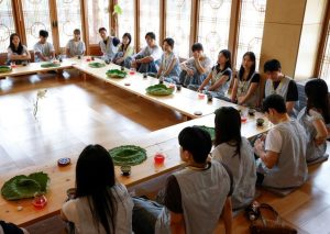 Buddhist Temple Hosts Matchmaking Retreat