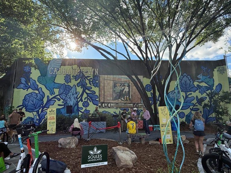 Cabbagetown Opens Krog Tunnel Pocket Park
