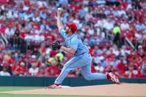 Cardinals Shut Out Reds 7 0