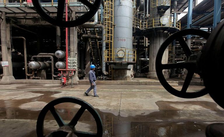 China S Oil Imports Plummet
