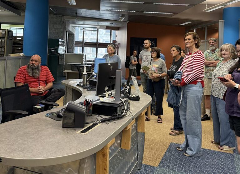 Cleveland Public Library S Stokes Wing Offers Techcentral Makerspace