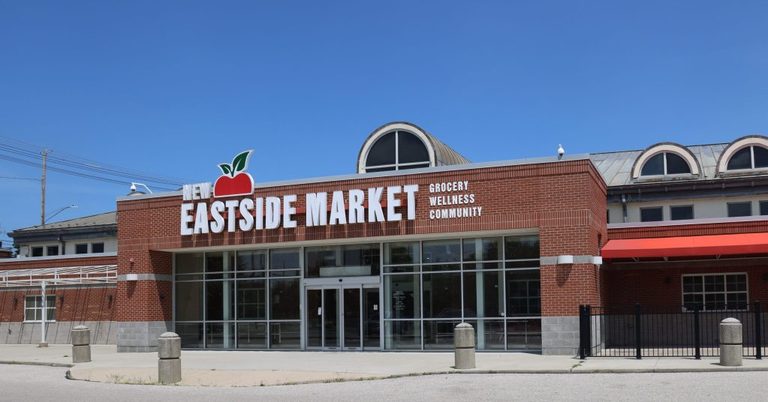 Cleveland Seeks New Grocer For Eastside Market