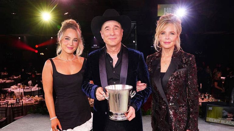 Clint Black S Fatherhood Journey
