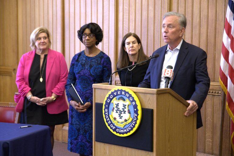 Ct Seeks To Expand Paraeducator Workforce