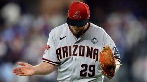 Diamondbacks Face Pirates
