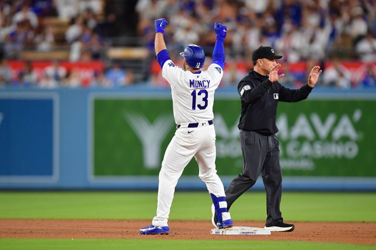 Dodgers Win Series Over Rockies