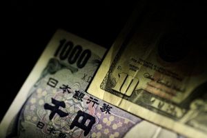 Dollar Steady Ahead Of Us Payrolls Data