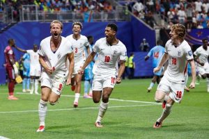 England Advances In World Cup