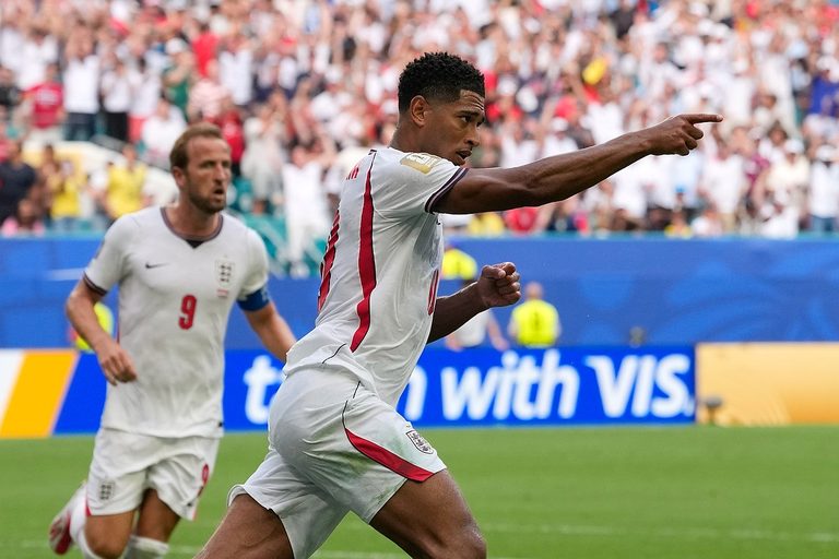 England Advances To World Cup Semifinals