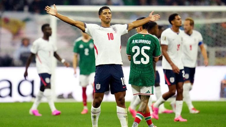 England Beats Mexico 3 2