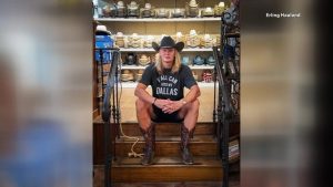 Erling Haaland Shops In Dallas