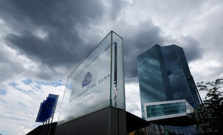 Euro Zone Inflation Falls