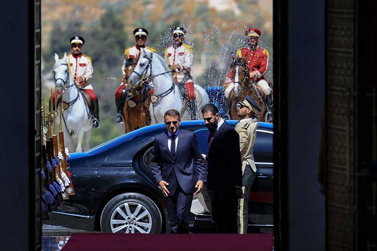 Explosions Rock Damascus During Macron Visit