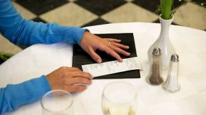 Florida Restaurants Must Disclose Mandatory Fees