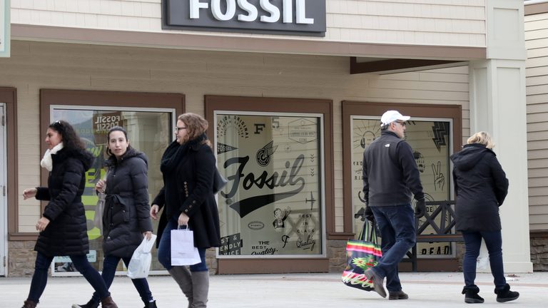 Fossil Closing 15 Stores In 2026