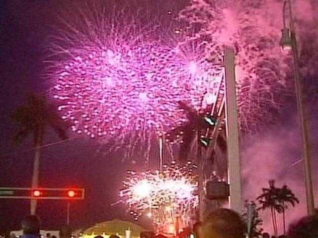 Fourth Of July Fireworks In Palm Beaches