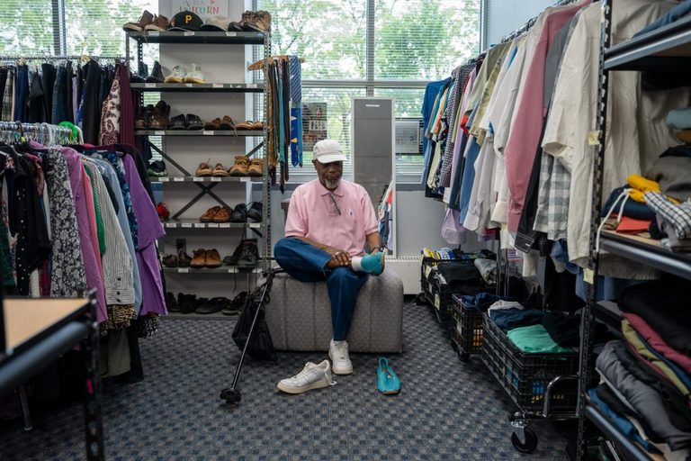 Free Clothes Available In Indianapolis