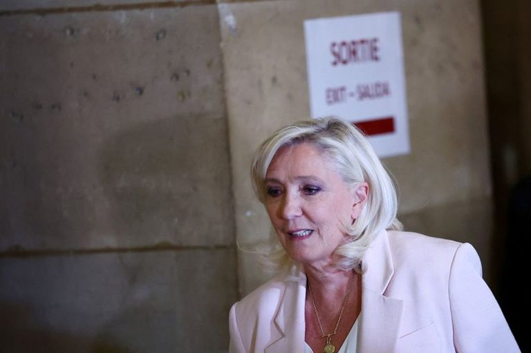 French Court Shortens Le Pen S Ban