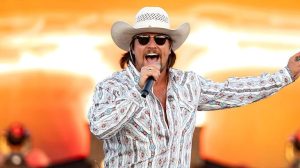 Gavin Adcock Releases New Single