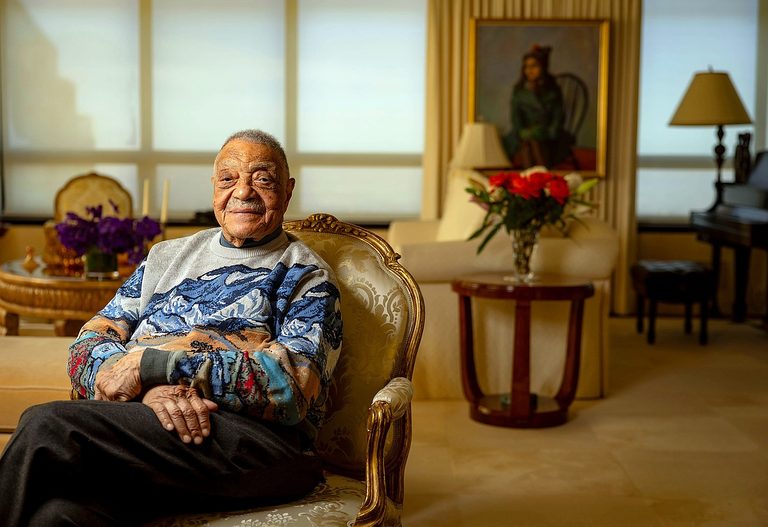 George E Johnson Sr Pioneer In Black Hair Care Dies