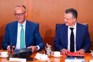 German Conservatives Replace Leader