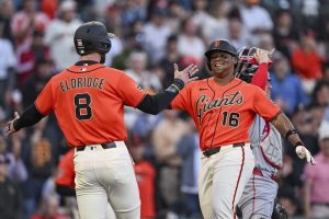 Giants Edge Angels In 10 Innings