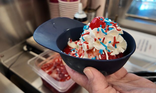 Graeter S Ice Cream Hands Out Free Sundaes