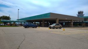 Green Bay Airport Hires Private Manager