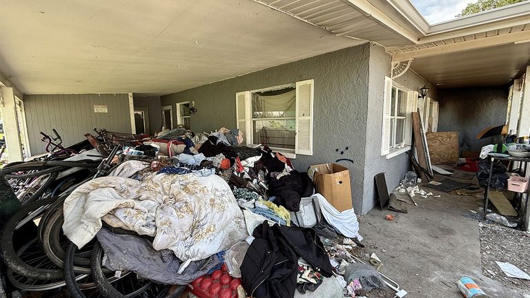 Hudson Neighbors Demand Demolition