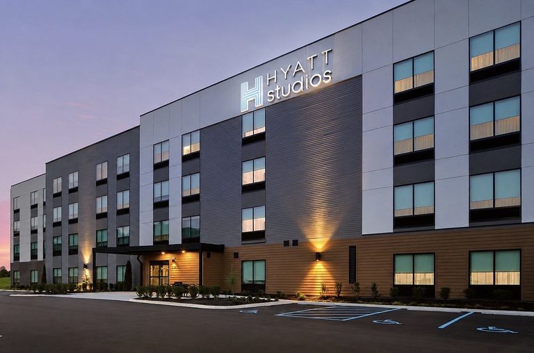 Hyatt Studios Opens In Texarkana