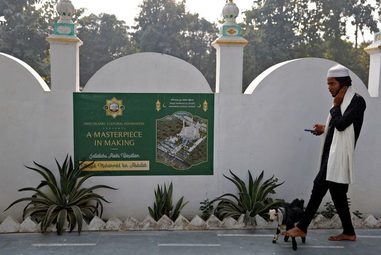India Mosque Project Scaled Back