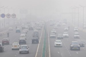India S Capital Imposes Anti Pollution Curbs